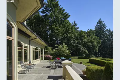 1205 SW Fairfax Pl, Portland, OR 97225 - Photo 12