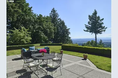 1205 SW Fairfax Pl, Portland, OR 97225 - Photo 36