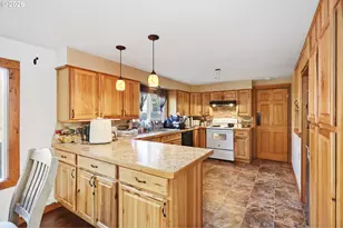 6145 Bailey Rd, Mt Hood Prkdl, OR 97041 - Photo 12