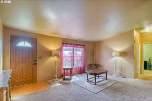 3022 SW River View Dr, Pendleton, OR 97801 - Photo 4