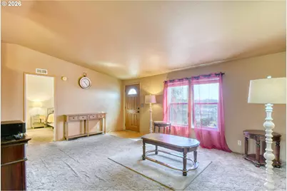 3022 SW River View Dr, Pendleton, OR 97801 - Photo 6