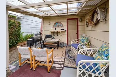 1215 Stanfield Rd, Woodburn, OR 97071 - Photo 18