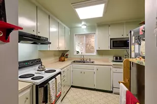 1215 Stanfield Rd, Woodburn, OR 97071 - Photo 8