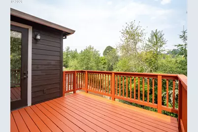 5818 NW Bannister Dr, Portland, OR 97229 - Photo 18