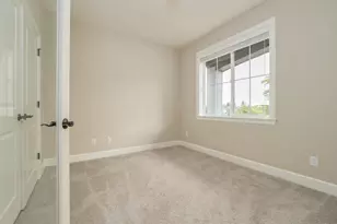 5818 NW Bannister Dr, Portland, OR 97229 - Photo 6