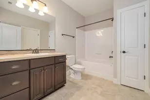 5818 NW Bannister Dr, Portland, OR 97229 - Photo 36