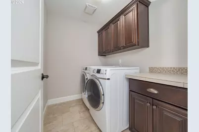 5818 NW Bannister Dr, Portland, OR 97229 - Photo 32