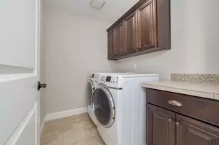 5818 NW Bannister Dr, Portland, OR 97229 - Photo 32