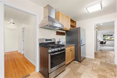 9744 SW View Ter, Tigard, OR 97224 - Photo 16