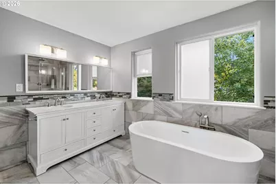 9744 SW View Ter, Tigard, OR 97224 - Photo 32