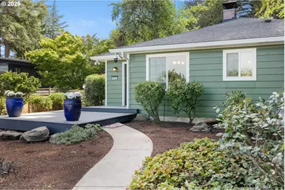 9744 SW View Ter, Tigard, OR 97224 - Photo 4