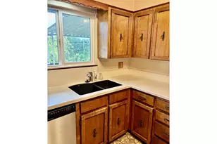 815 NW Battaglia Ave, Gresham, OR 97030 - Photo 6