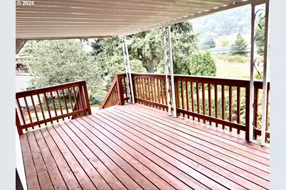 815 NW Battaglia Ave, Gresham, OR 97030 - Photo 28