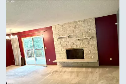 815 NW Battaglia Ave, Gresham, OR 97030 - Photo 4