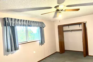 815 NW Battaglia Ave, Gresham, OR 97030 - Photo 14