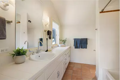 4080 Spring Blvd, Eugene, OR 97405 - Photo 24