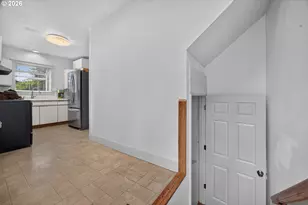 790 SE 1st St, Gresham, OR 97080 - Photo 16