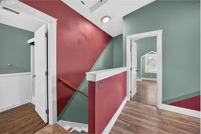 790 SE 1st St, Gresham, OR 97080 - Photo 10