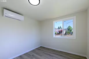 810 Johnson Ave, Cottage Grove, OR 97424 - Photo 18