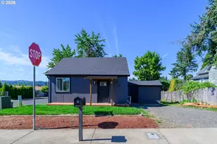 810 Johnson Ave, Cottage Grove, OR 97424 - Photo 26