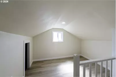 810 Johnson Ave, Cottage Grove, OR 97424 - Photo 8
