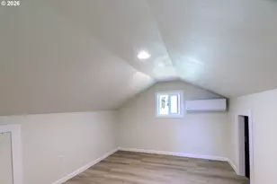 810 Johnson Ave, Cottage Grove, OR 97424 - Photo 22