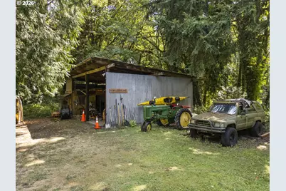 4600 Mapleton Dr, West Linn, OR 97068 - Photo 8