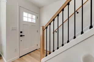 813 Horn Ln, Eugene, OR 97402 - Photo 16