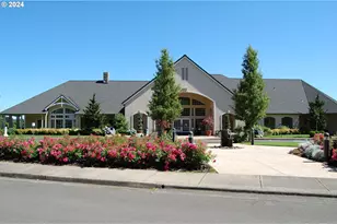 15639 NW Clubhouse Dr, Portland, OR 97229 - Photo 32