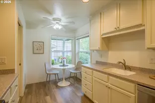 15639 NW Clubhouse Dr, Portland, OR 97229 - Photo 12