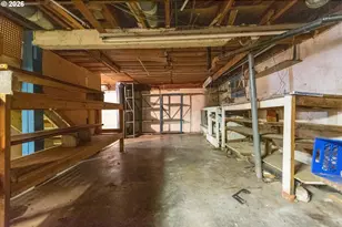 7812 SW Oak St, Portland, OR 97223 - Photo 38