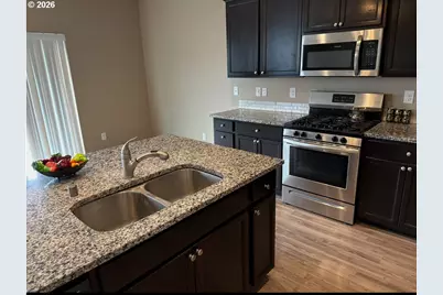 3642 NE Pioneer St, Camas, WA 98607 - Photo 8