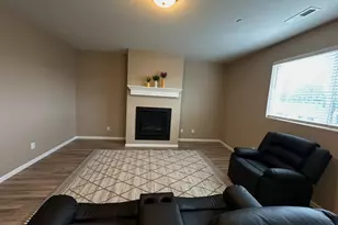 3642 NE Pioneer St, Camas, WA 98607 - Photo 6