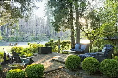 49198 McKenzie Hwy, Vida, OR 97488 - Photo 8