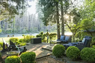 49198 McKenzie Hwy, Vida, OR 97488 - Photo 8