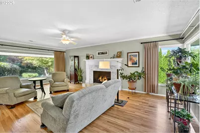 1620 SW Maplecrest Dr, Portland, OR 97219 - Photo 14