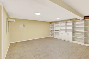 1620 SW Maplecrest Dr, Portland, OR 97219 - Photo 34