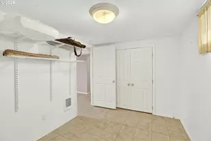 1620 SW Maplecrest Dr, Portland, OR 97219 - Photo 36