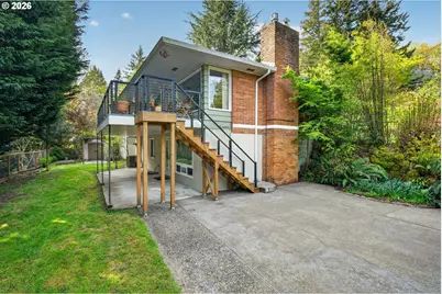 1620 SW Maplecrest Dr, Portland, OR 97219 - Photo 42