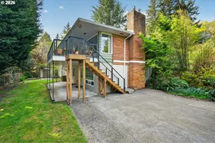 1620 SW Maplecrest Dr, Portland, OR 97219 - Photo 42