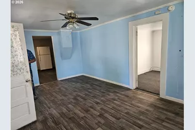 512 B St, Umatilla, OR 97882 - Photo 2