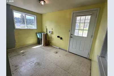 11792 Orchard Ave, Mapleton, OR 97453 - Photo 16