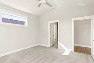 2205 E Juniper Cir, La Center, WA 98629 - Photo 22