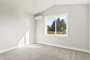 2205 E Juniper Cir, La Center, WA 98629 - Photo 20