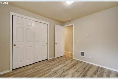 3300 Kauffman Ave #11, Vancouver, WA 98660 - Photo 16