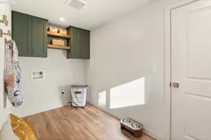 18425 SW Deer Oak Ave, Lake Oswego, OR 97035 - Photo 36