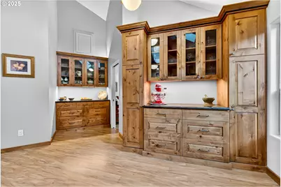 15100 SW Gull Dr, Beaverton, OR 97007 - Photo 14