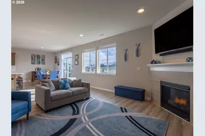 8827 N 1st Cir, Ridgefield, WA 98642 - Photo 8