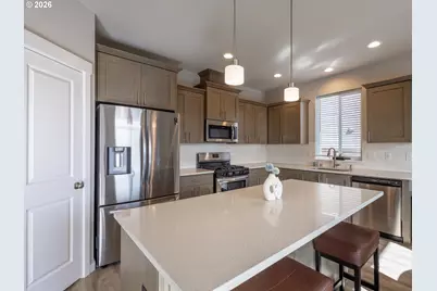 8827 N 1st Cir, Ridgefield, WA 98642 - Photo 10