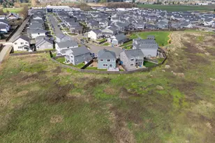 8827 N 1st Cir, Ridgefield, WA 98642 - Photo 38